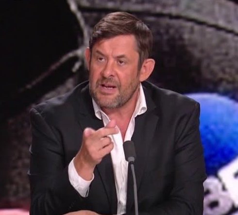 Brevesdepresse's tweet photo. ⚡️🇫🇷FLASH - Sur BFMTV, le socialiste François #Kalfon accuse #LFI de mener des « campagnes antisémites ». Le député insoumis François #Piquemal lui demande de citer des faits précis et de saisir le procureur via un article 40 pour tout propos qu’il jugerait antisémite. L’eurodéputé #PS ne donne alors aucun exemple précis permettant de caractériser son accusation et répond qu’il « n’a pas besoin de tribunaux ». Un refus qui interroge au regard de la gravité de l’accusation sur fond de génocide à #Gaza : la critique du gouvernement israélien mérite-t-elle d’être qualifiée d’#antisémite, alors qu’un de ses ministres vient d’appeler à tuer « 30 à 40 Palestiniens par nuit » ?