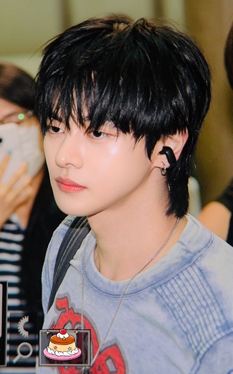 2leo02's tweet photo. 260821 짱미남만듀 🥟🍥🍥
#리오 #LEO #이리오 #LEELEO #リオ #ALPHADRIVEONE #ALD1 #알파드라이브원 https://t.co/63PlyiOWoL