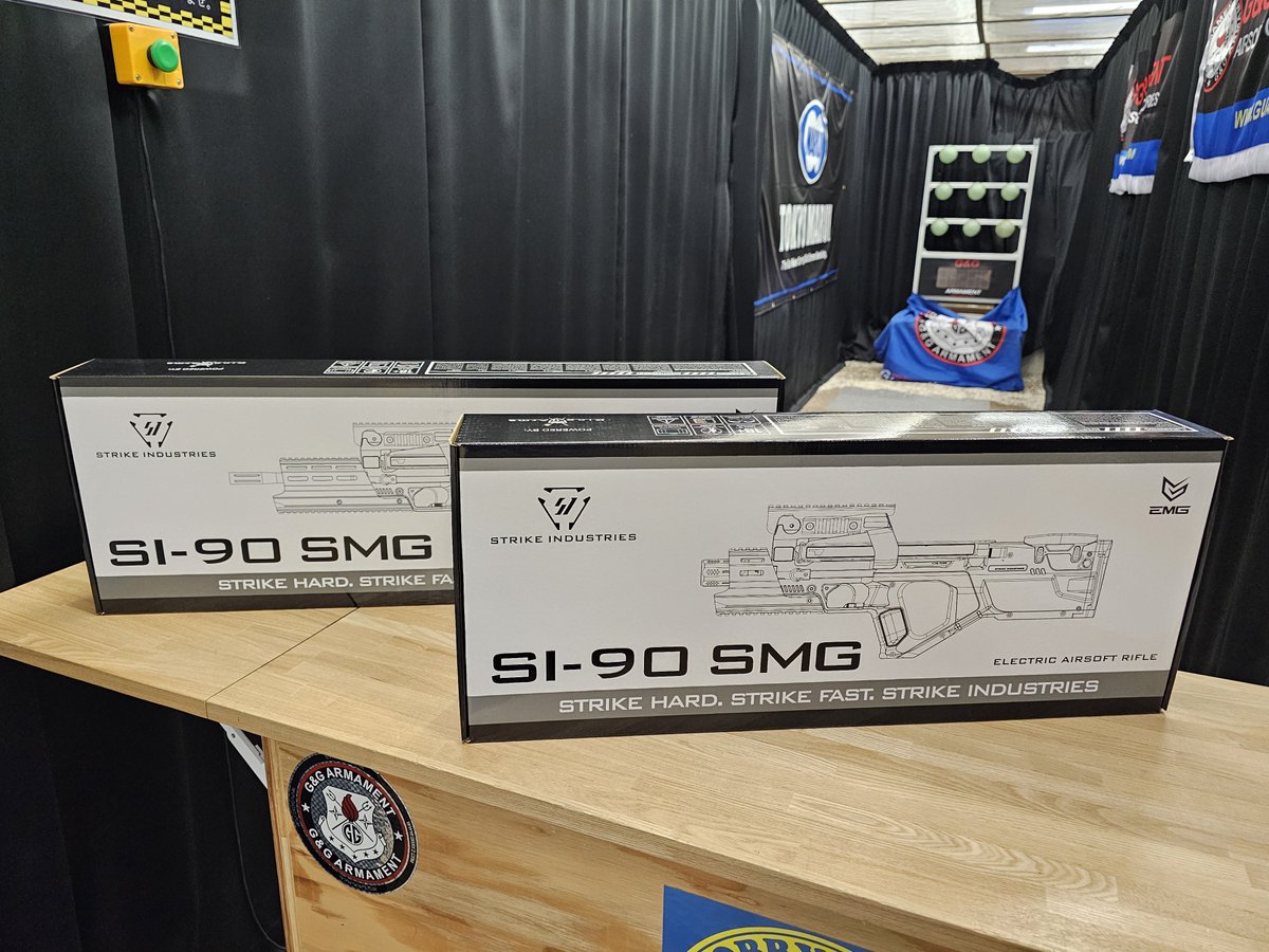 tamtamkanazawa's tweet photo. #EMG×#KingArms×#STRIKEINDUSTRIES
#電動ガン 新製品!
SI-90/90Long Black
入荷しました!
SI社のSMCシャーシキットを組み込んだP90を公式ライセンスで再現!
Kestrel P90電子トリガー搭載で動作性も良好!
SI-90 ¥52600
90 LONG ¥53400にて販売中!
#タムタム金沢 #ミリタリー https://t.co/gFl2AMHgUl