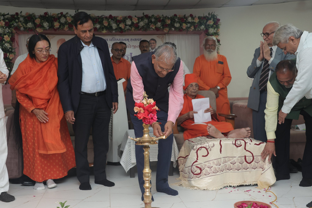 RavalNarendra's tweet photo. I am deeply humbled and honoured to receive the Halvad Brahmaratna 2026 Award.
My sincere gratitude goes to the organizers for considering me worthy of this distinguished recognition. 
I accept this honour with great humility, knowing that it represents not only my journey, but also the support, encouragement, and shared values of everyone who has walked alongside me in Kenya and East Africa.

This recognition further strengthens my commitment to continue supporting education, service, and the values that uplift and empower our communities.