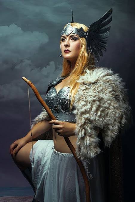 bbbsteve's tweet photo. #Freyaday  @WelshCauldron @peacereigns2 @WitchHazel74 @LeadfordLarry @dianeechambers @BklineBetty @SkadeDIA @Danny249512 
Freya day blessings Brothers and Sisters. Have a wonderful day and weekend ahead. BB https://t.co/hOTLAhlsZ0