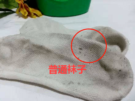 Yw55eYEn2nEDaQK's tweet photo. Just folded the fresh laundry and found a tiny sock that’s been hiding in the dryer for weeks. Small wins make everyday chores feel warm. https://t.co/Y68ctGV43s