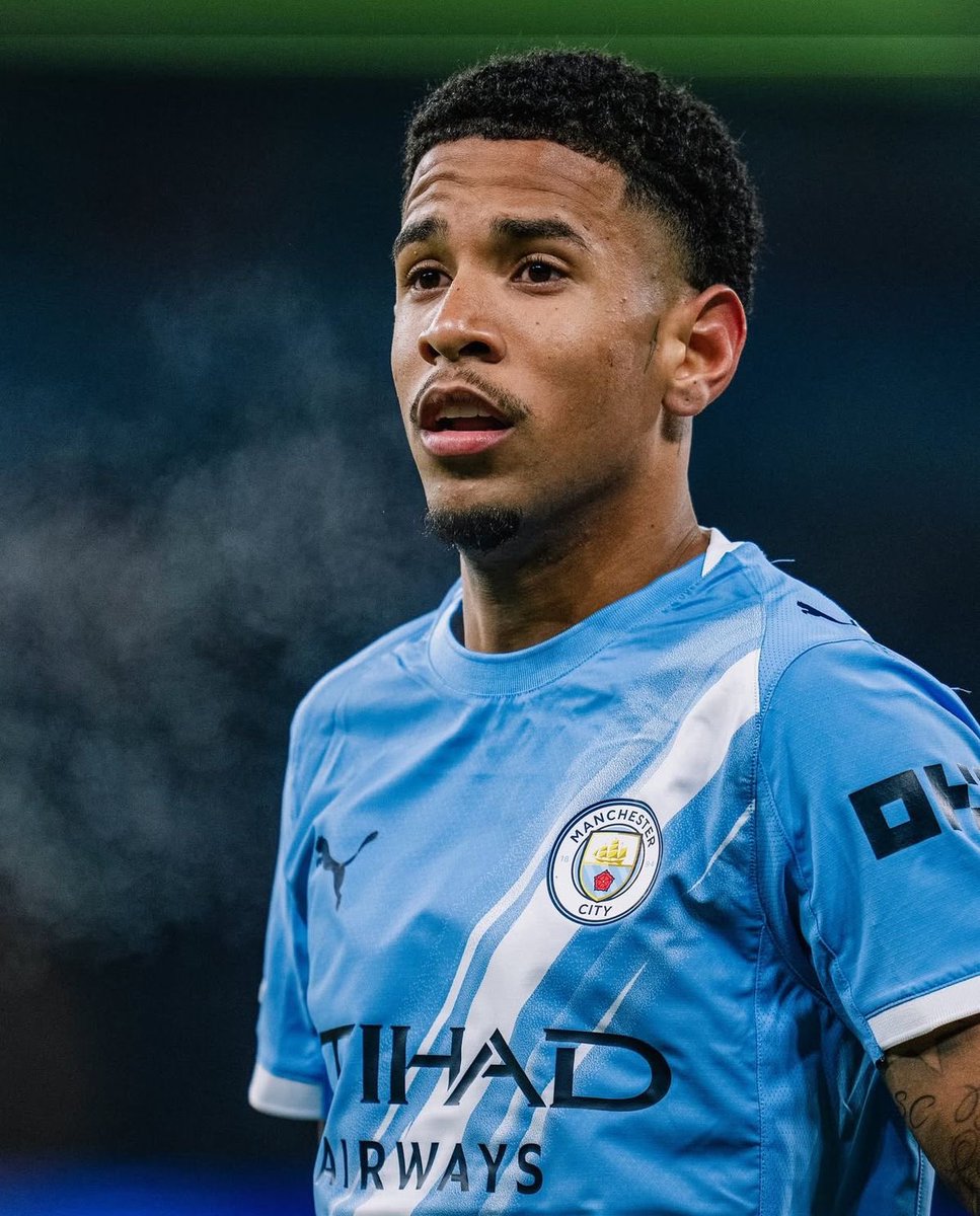 Footbal_Inside's tweet photo. 🚨OFFICIEL SAVINHO QUITTE MANCHESTER CITY ET REJOINT TOTTENHAM✅🤍🇧🇷

Montant du transfert 88M€ + 12M de bonus avec 6M déjà garanti 💶

Ce qui fait de City sa la plus grosse vente de son histoire👀💰
#Transfert #mercato #TOT #tottenham #savinho https://t.co/riiPYtM9Wt
