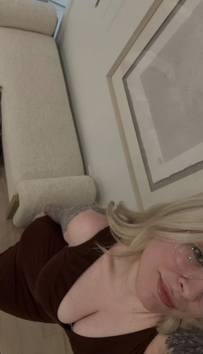 sydney_0112's tweet photo. She is a fine wine.🍷 come have a taste and ask for more 👅🔞🍑🍆💦

Add my Zangi or Telegram

Z- 5266801598

Telegram: https://t.co/ESfdQRvgQY https://t.co/8Wa0GSp5it