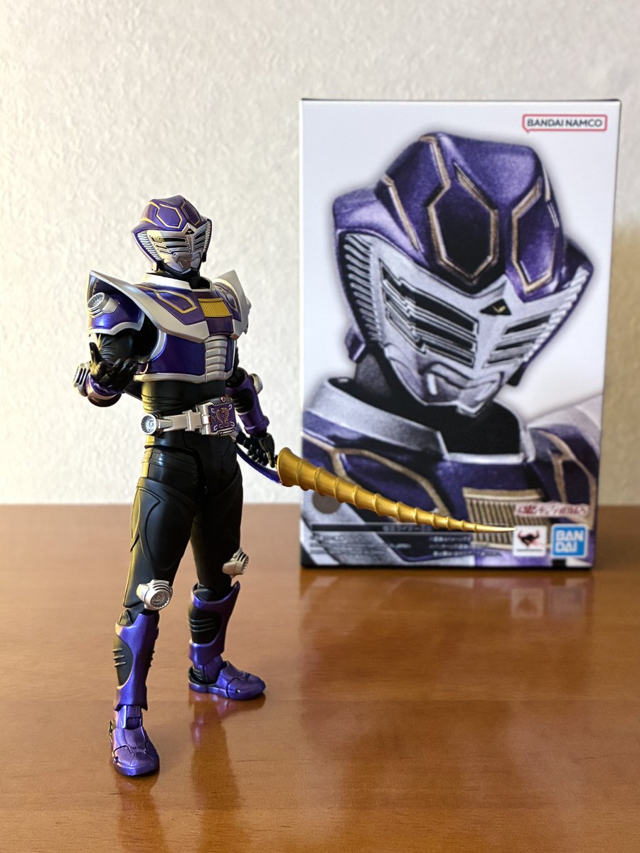 RAH 仮面ライダードラゴンナイト 王蛇 ストライク フィギュア RAH 仮面ライダードラゴンナイト 王蛇 ストライク フィギュア 仮面
