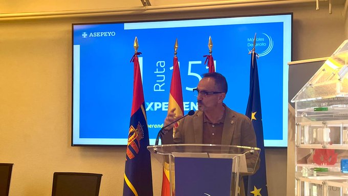 javierjuantur's tweet photo. Manuel Bautista, imputado por acoso sexual y laboral y alcalde de Mostoles, licita casi 900.000 euros para catering, jamón de bellota con cortador, vinos de calidad... a 94 euros por comensal, mientras en el comedor social, con 4 euros por persona, van que chutan. https://t.co/JHrDm24uYa