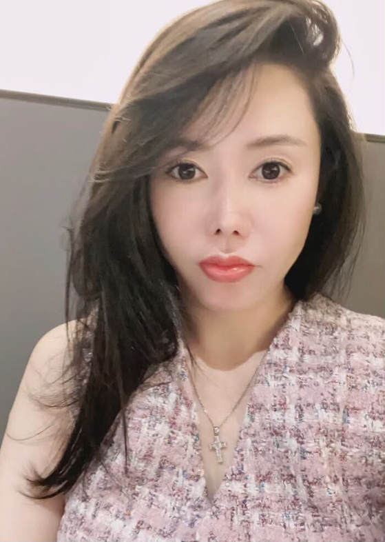alberto25074110's tweet photo. 已婚已育，30多岁了  这样的状态算好的嘛？ https://t.co/UuqwMrGgGJ