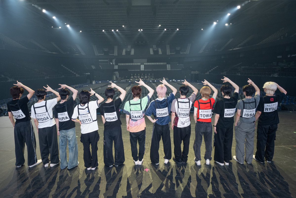 KO1KEYZofficial's tweet photo. KO1KEYZ Let's Go!!!!!!!!!!!!

🎀⚽️🚀🏃‍♂️🌟🍀🍰⚡️🍎🥔⚾️🐲

#KO1KEYZ_1ST_FAN_MEETING
#KO1KEYZ
#コイキーズ #코이키즈 https://t.co/AtZe5X7S2V