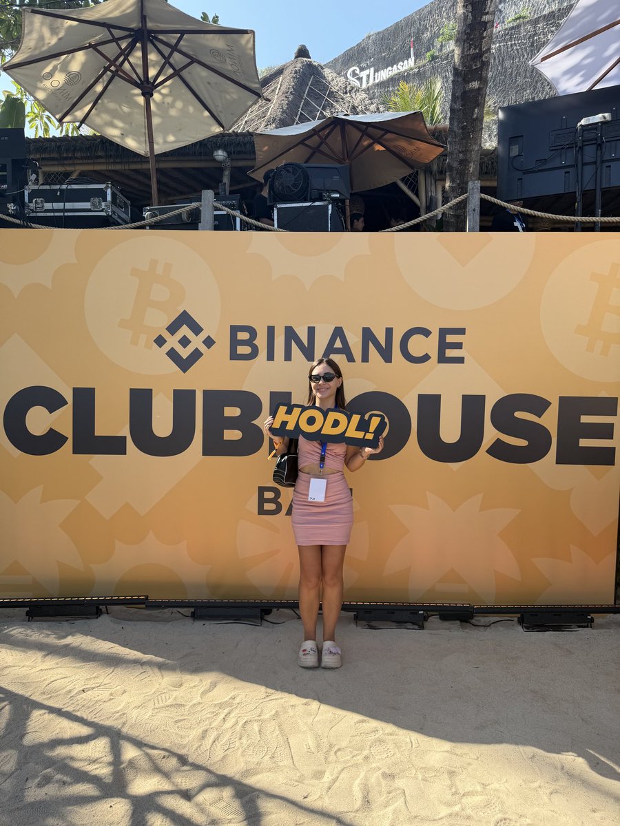 NadinOnChain's tweet photo. @binance #binanceclubhouse #coinfest2026 https://t.co/hWEZOjwjH1