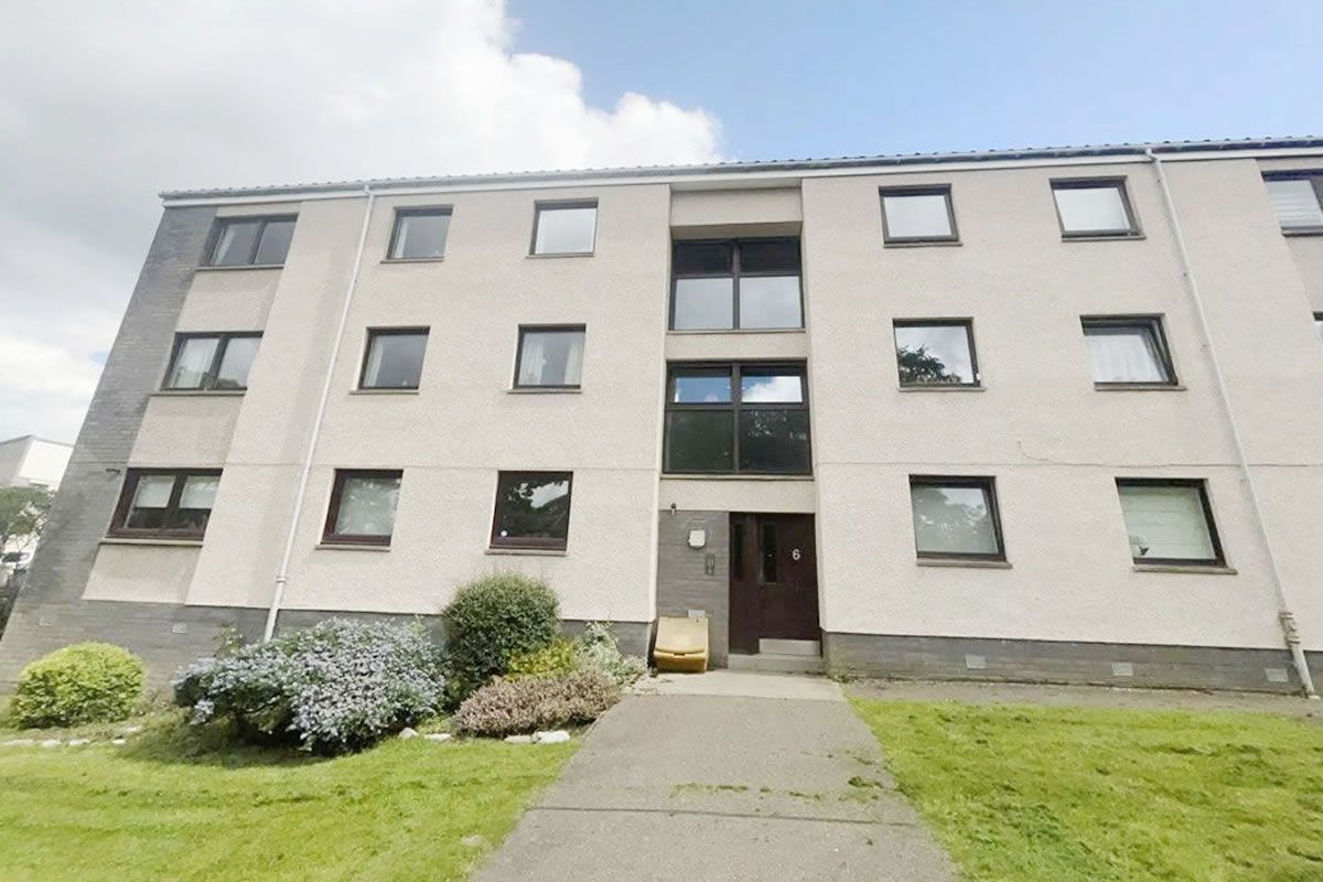 FuturePropAuc's tweet photo. NEW ENTRY ALERT - 6 Nigg Kirk Road, Flat 3, Aberdeen - OPENING BID £23,000 https://t.co/apIwOFpgz2 https://t.co/2yqLNAQuUo