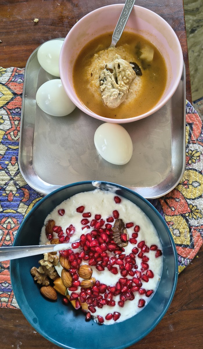 VRAVIATHEIST's tweet photo. My daily morning routine is boring with 5km walking and same breakfast. But it made me healthy. https://t.co/zyUoErbMop