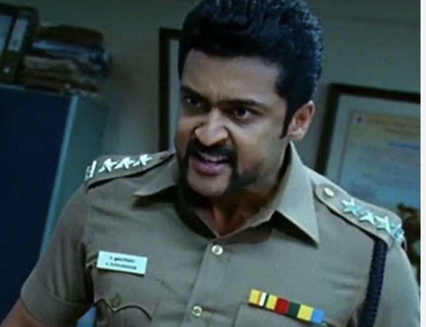 Pokkiri_Victor's tweet photo. @idumbaikarthi என்னல நடக்குது இங்க ? 

உதயநிதி பாத்ரூம்ல 3 மணி நேரமா ஒளிஞ்சு இருந்தார்னு சொன்ன உடனே திமுக காரன் கொதிக்குறதுக்கு முன்னாடி நீ மூக்கு வேர்த்து Tweet போடுற..? https://t.co/COsXnNlm0y