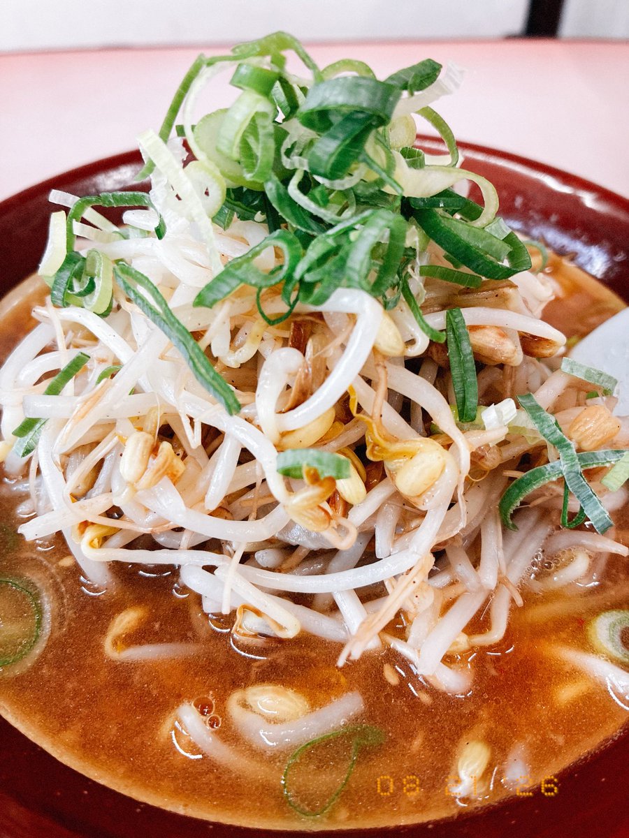 mnoko_san's tweet photo. パブジーでナルトのイベントやってる？

🍜ラーメン食べてる？

一楽ラーメン行ってきたよ！笑

味噌ラーメン美味しかったです！

#pubgm 
#ナルト
#naruto https://t.co/2eciJX8s68