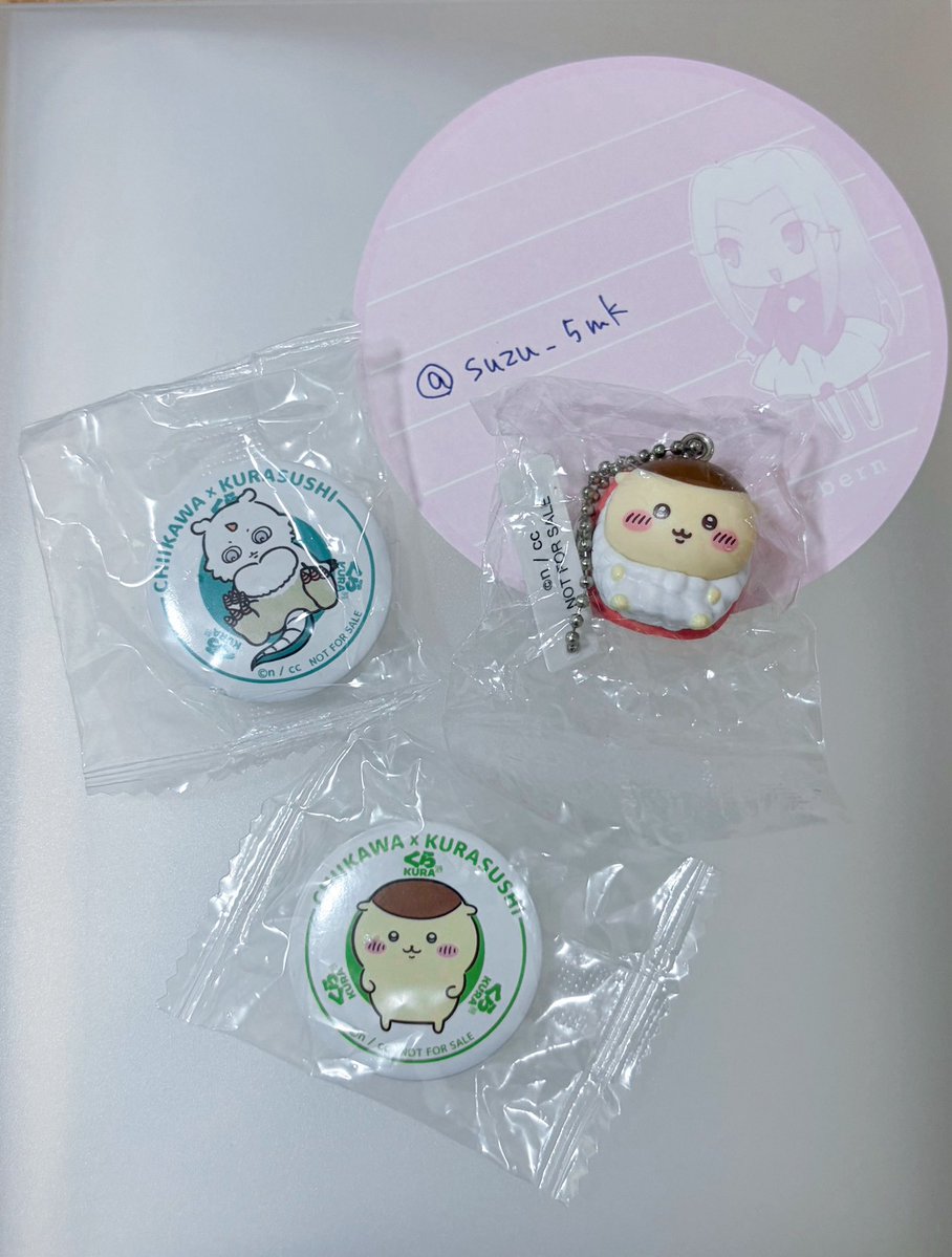 suzu_5mk's tweet photo. 【交換】
ちいかわ/くら寿司コラボ/ビッくらポン！

譲：缶バッジ(くりまんじゅう、あのこ)、オリジナルフィギュア(くりまんじゅう)
求：うさぎ

缶バッジは缶バッジorマグネット、フィギュアはフィギュア同士の交換を探しています。
郵送交換希望です。
条件の合う方、気軽にお声がけ下さい。 https://t.co/qazLmoAMmW