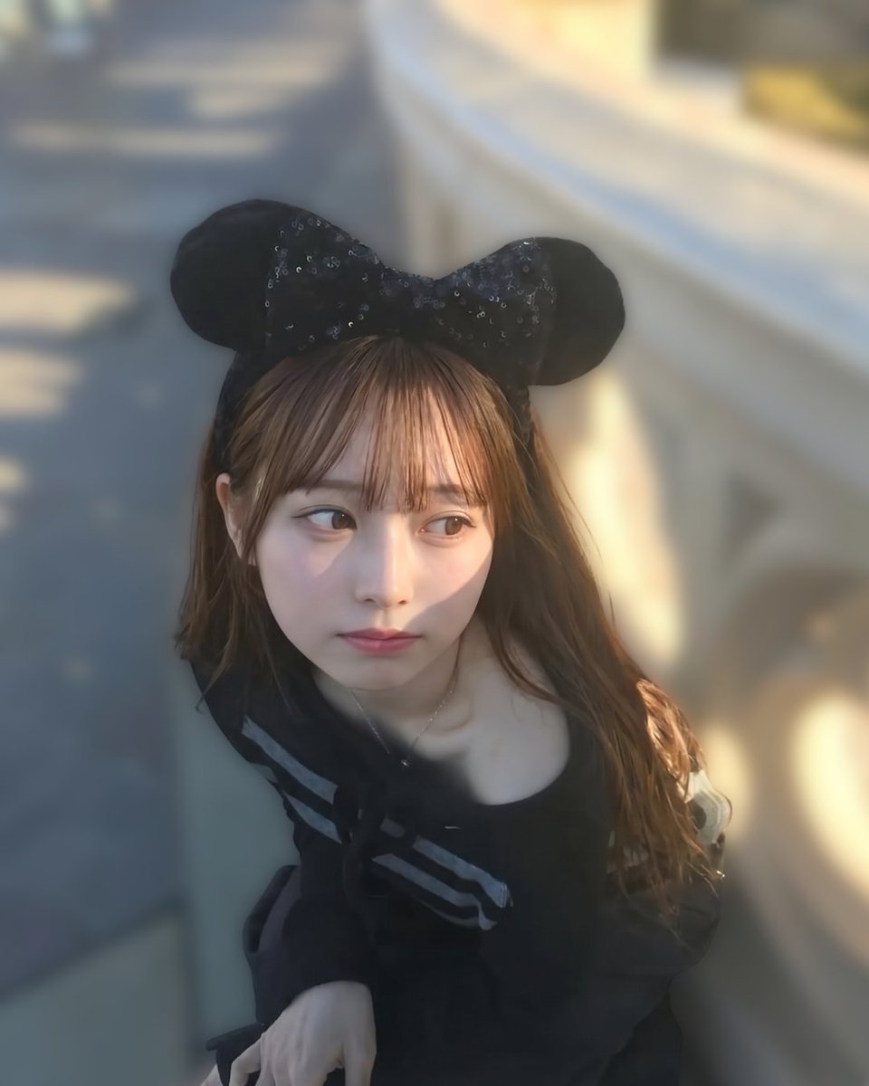 Rjzislgg's tweet photo. 【流出】引きこもり女子大生（20）の別の顔が回ってるらしい

表の顔
・高校時代ミスコン1位
・今は週3しか外に出ない
・155cmのFカップ

3枚目で見方が変わる https://t.co/vXYaMaHLon