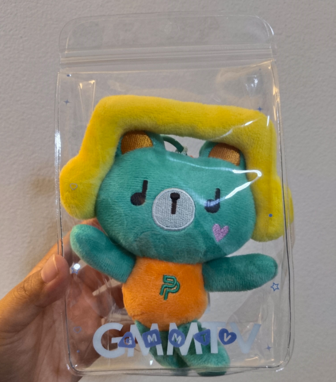 Thida_92's tweet photo. ปล่อยพี่เพิ่ม V.1 รอบรีสต็อคค่ะ 
ราคา 1,490 ส่งฟรี 
 ❌ไม่มีนัดรับนะคะ ไม่ได้ไปคอนเสิร์ตค่ะ 🙏
🚫ไม่รับจอง/ไม่รับผ่อน  

#ตลาดนัดgmmtv #ตลาดนัดปอนด์ภูวินทร์ https://t.co/Gnlo9bzkED