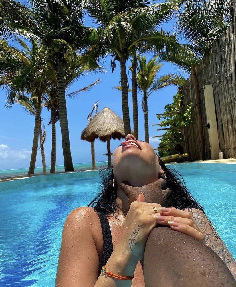 PretiiiC's tweet photo. Baecation me please 😮‍💨 https://t.co/2QemqT3Zz9