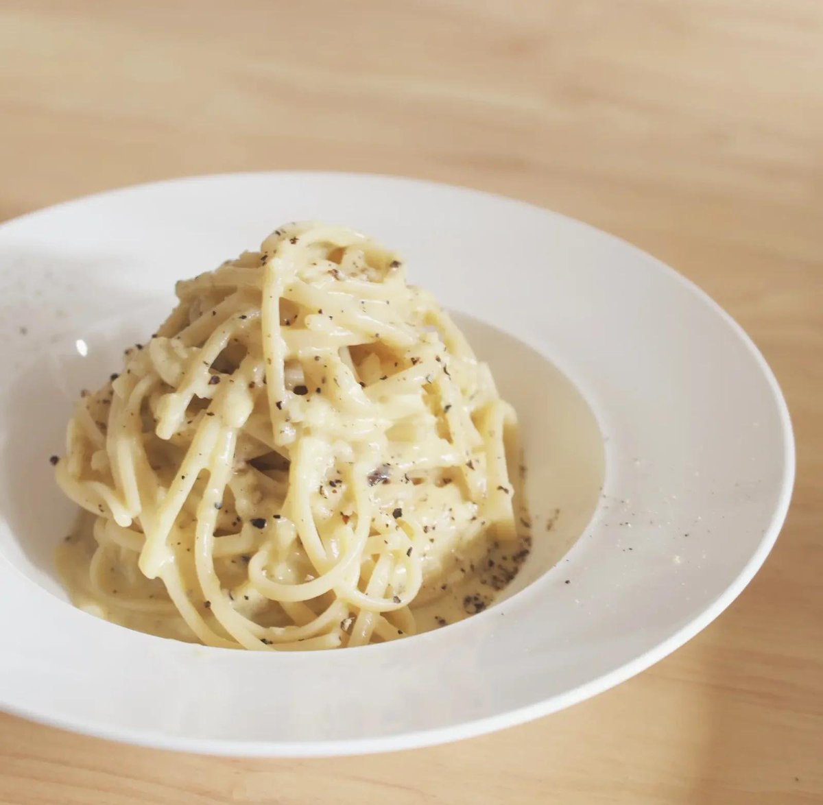 dodyhader3's tweet photo. Just whipped up creamy garlic parmesan pasta in 15 mins  Perfect weeknight comfort food that tastes way better than takeout! https://t.co/bHLPuM88lt