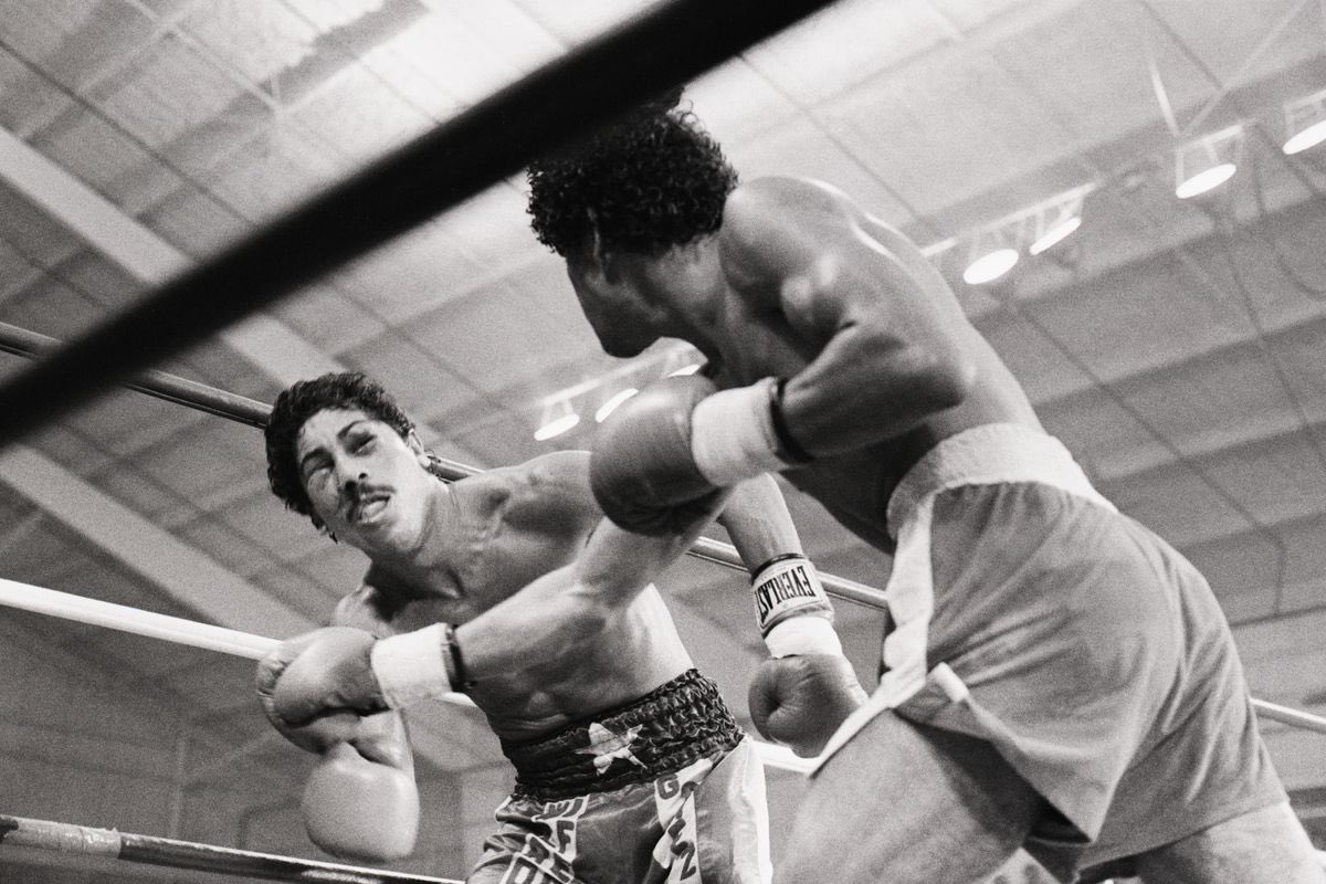MatthewAguilar5's tweet photo. 45 yrs ago Aug. 21: Salvador Sanchez stops Wilfredo Gomez in 8, retains WBC 126lb title, @CaesarsPalace, LV. Sanchez, making 6th defense, destroys pound-for-pound best fighter &amp; 9-5 favorite Gomez (32-0-1, 32 KOs) in legendary performance that solidifies place in boxing history. https://t.co/oO9rCXSCXY