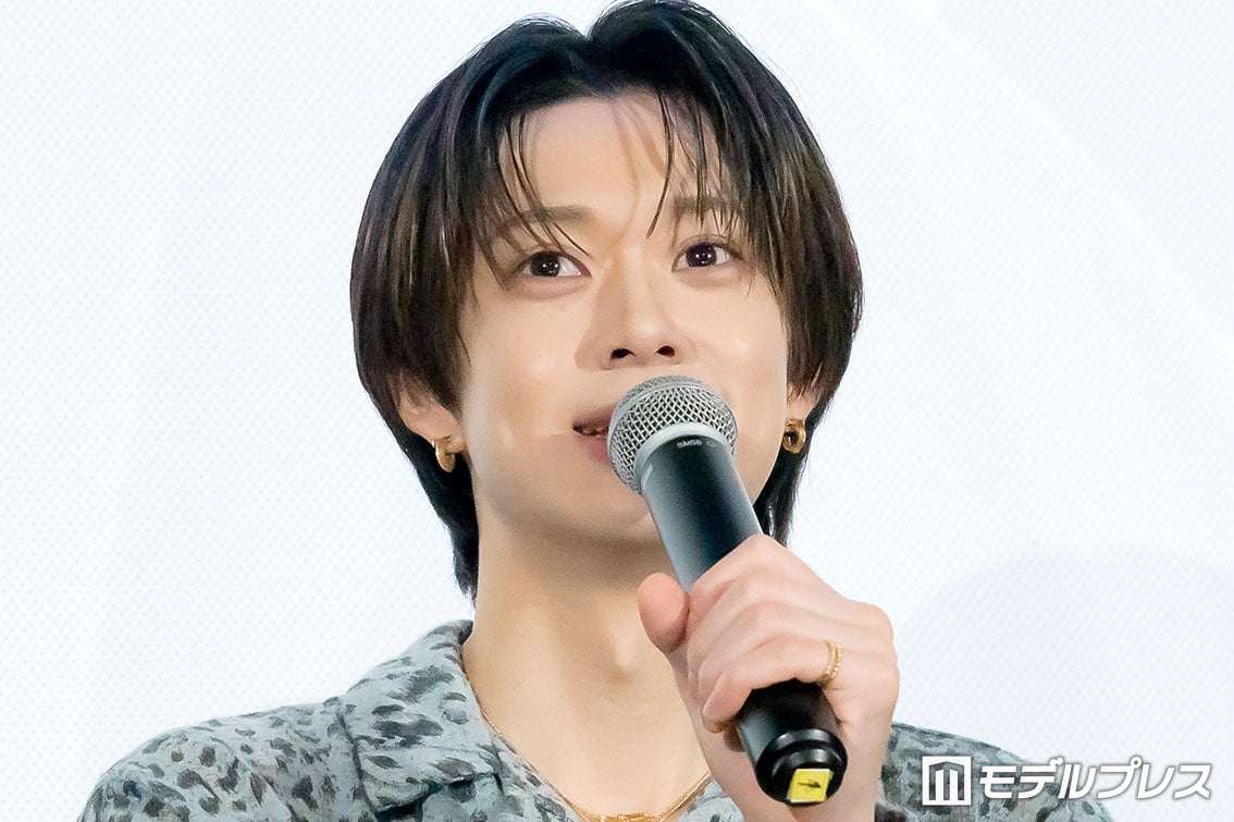modelpress's tweet photo. BUDDiiS小川史記、リハーサル時に
“泣きそうで危なかった”シーン告白

「しもべの王子様」イベント出席✨
https://t.co/2B9JBkTHYQ

演じていて手応えがあった場面について「1話の最後！」と明かし「リハーサルから結構危なかった。泣いちゃいそうで」「いい画だったよね？めっちゃ自画自賛するね。あそこよかった」と自信を覗かせた。

@fuminori_ogawa
