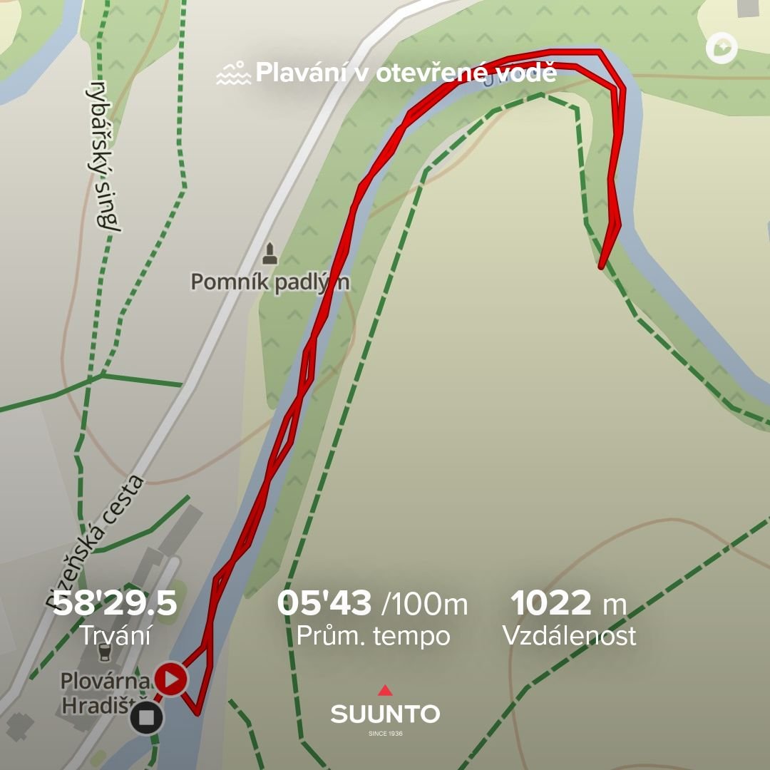 seniortour2000's tweet photo. Ranní duatlon..proti trochu zakalenému proudu tam, po proudu zpátky a podél řeky po loukách domů.. #PlovarnaHradiste #Uhlava #swimrun #swimrege #swimsolo #greentorpedo #OpenWaterSwimming #wildswimming #GallowayMethod #FanoushiToDas 🏃♂️🏊♂️💙💚👍😊 https://t.co/q1sgYYk3XL