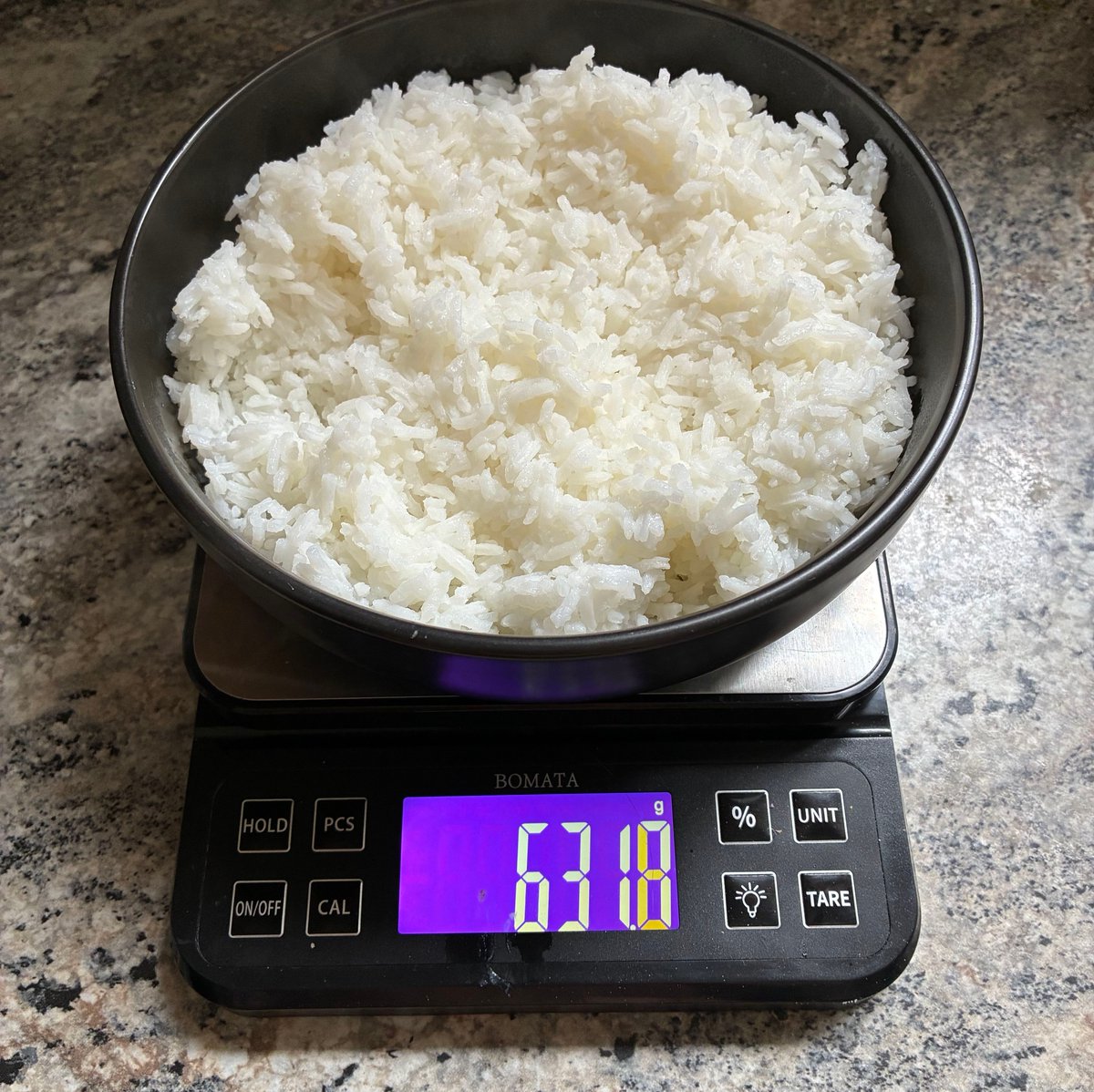 cartwrighttrain's tweet photo. One of the simplest and cheapest tools for progress: the food scale. Just like tracking your training, If you want to maximize your potential and completely avoid the possibility of spinning your wheels gaining, cutting, etc., taking A FEW EXTRA SECONDS to to pop the bowl on a scale before you put the food in it is a very worthwhile use of your time.