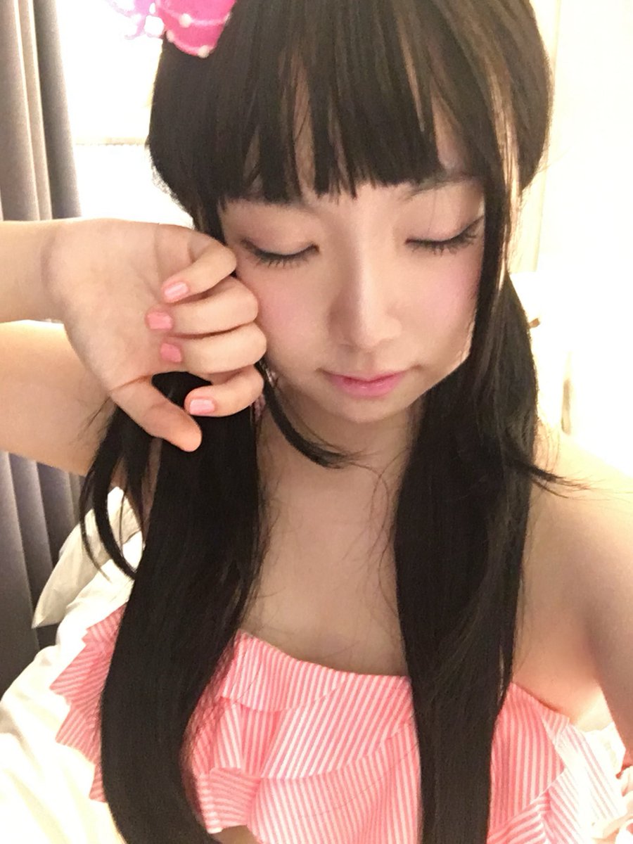 ziguailenbe's tweet photo. 💅🏻💅🏻💅🏻 https://t.co/DaQEKuddwm