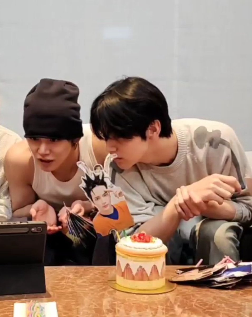 1209sbyj's tweet photo. 🐰🦊🤍 https://t.co/5nR4rvTjcL