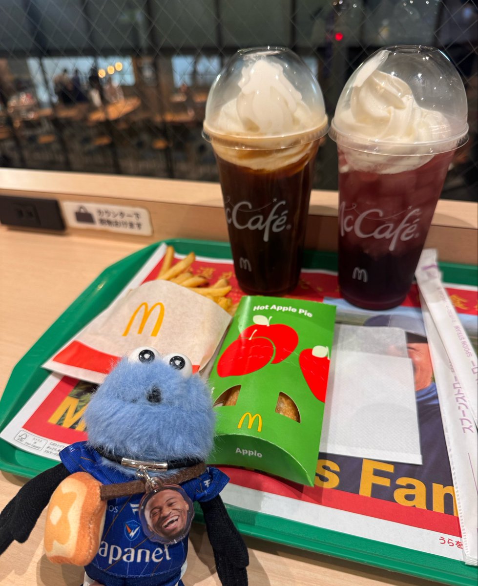sunkai_goron's tweet photo. マックさんで🎲やってて
3のおそろい出て無料でポテトもらいました♪
ラッキー🍟
ぼくのコラボも楽しみだなぁ🩵 https://t.co/ya8XLwGEK3