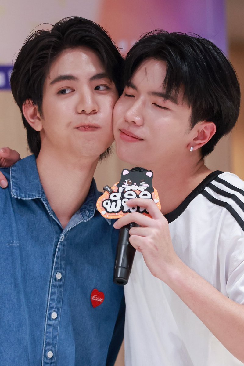 chakung's tweet photo. จุ่มแก้มที่ป้ารอคอย ป้าตรายยยย 🤭

STARTING ORBIT OF LOVE

#seakeen #sea_ta_lay #keenkeno
#WEIRDO101SeriesEP2 https://t.co/EPCvXIyAyh