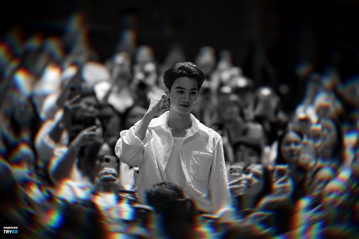 OneMoreTry85's tweet photo. รายล้อมด้วยคนที่รักนับพัน ❤️🦆🌻

HAPPY HARIT DAY 2026
#27thHBDKENG https://t.co/L1vltUfvyj
