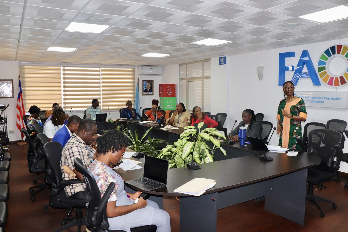 unwomenliberia's tweet photo. UN Women Liberia, @UNDPLiberia & @UNFPALiberia hosted the Civil Society National Reference Group (CS-NRG) Induction Meeting for Liberia @GlobalSpotlight Initiative 2.0, bringing together 11 CS-NRG members to clarify their mandate, roles and responsibilities.
The CS-NRG will help ensure diverse civil society expertise and community perspectives inform implementation, with particular attention to women’s rights groups, survivors and communities facing intersecting forms of discrimination.

Its role is clear: advise, advocate, monitor, and hold the Initiative accountable to its commitments.
#SpotlightInitiative2 #EndVAWG #GenderEquality #Liberia #ForAllWomenandGirls