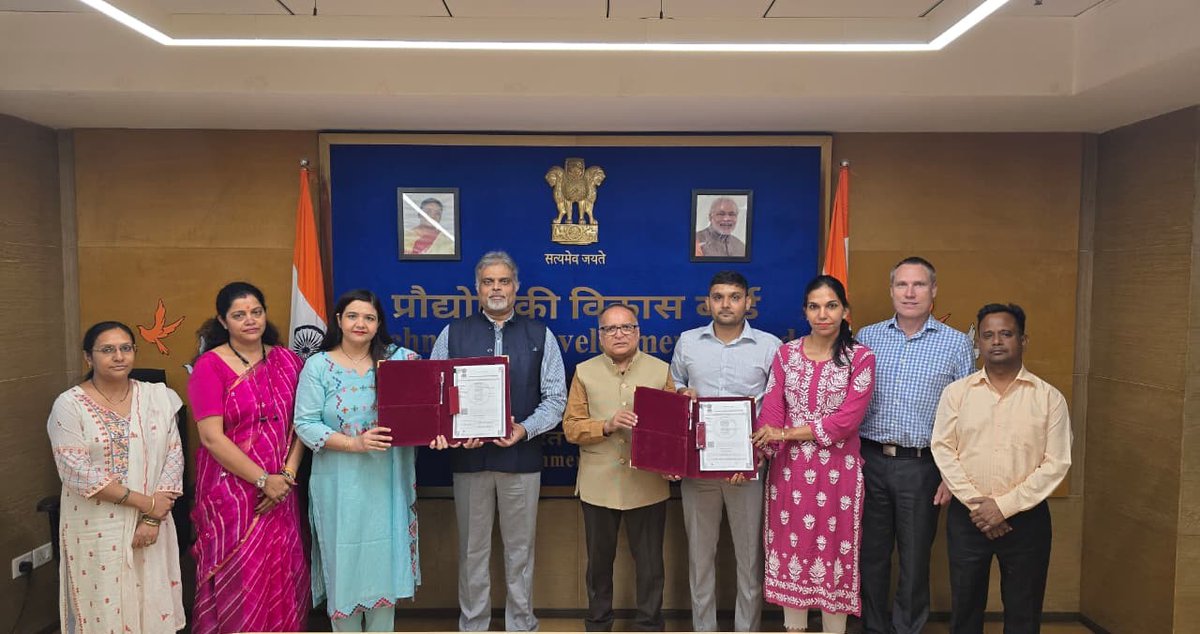 iitrpr's tweet photo. #IITRopar ecosystem innovation is making an impact in healthcare.

OrthoGraft Pvt. Ltd. has received @tdbgoi, @IndiaDST, support to scale tissue derived biological dressings for chronic wounds, diabetic foot ulcers and burns.

A milestone for India’s #deeptech innovation. https://t.co/ZUqWX0MFYH