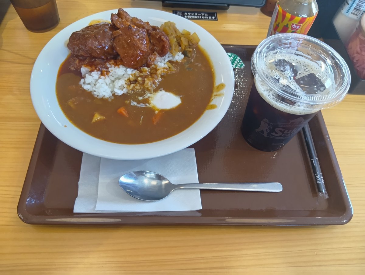 odakyumania's tweet photo. 今日の食事、すき家のポークロックカレー肉ダブルとデザートです。🥩🍛🍨
#すき家 https://t.co/Oa8ett3FDY