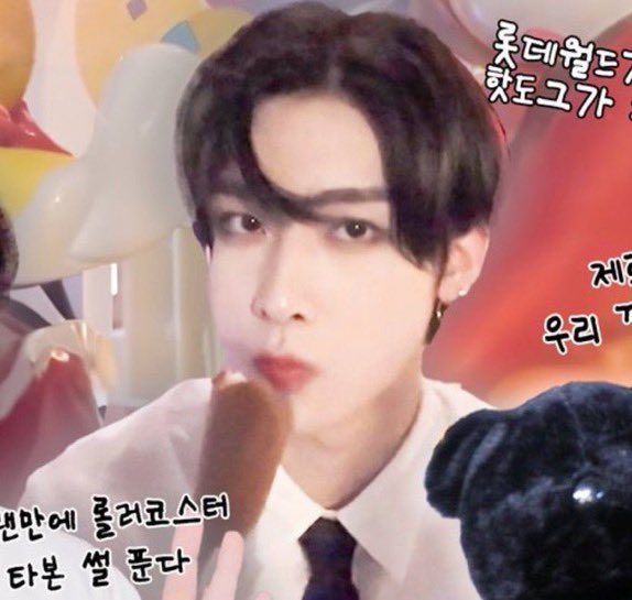 riraeist's tweet photo. i really love this photo of ricky with a corn dog. u are so fucking kyeopta https://t.co/HfiYPKcBWB
