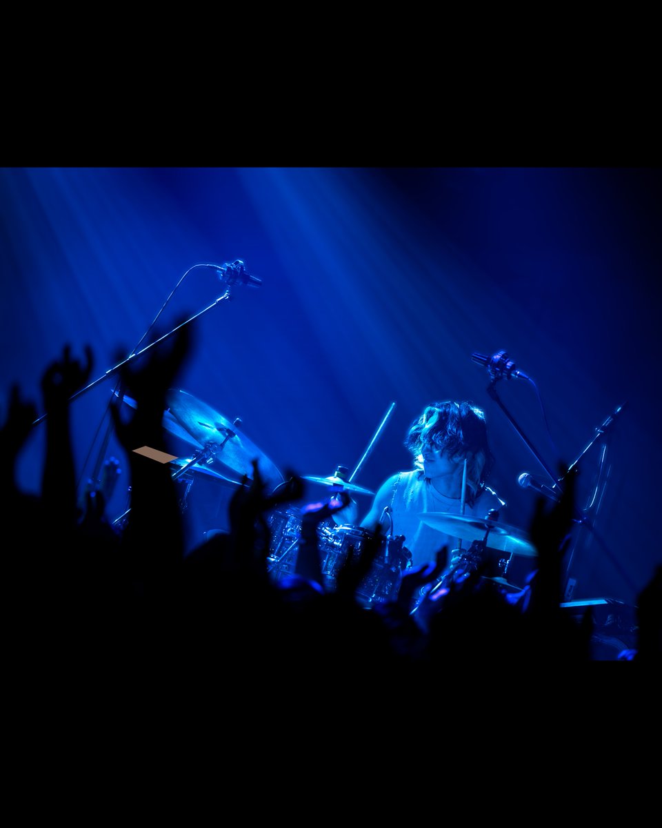 weete_official's tweet photo. [REVIEW]

레트로리론의 첫 단독 내한 공연,
RETRORIRON LIVE IN SEOUL에
함께해주신 모든 분들께 진심으로 감사드립니다.

오는 12월 5일, NOL 씨어터 합정 동양생명홀에서
또 다시 만나는 날을 기다리고 있���습니다.

RETRORIRON LIVE IN SEOUL
2026.08.16(일) 6PM
KT&amp;G 상상마당 라이브홀 https://t.co/hHrbrazrhy