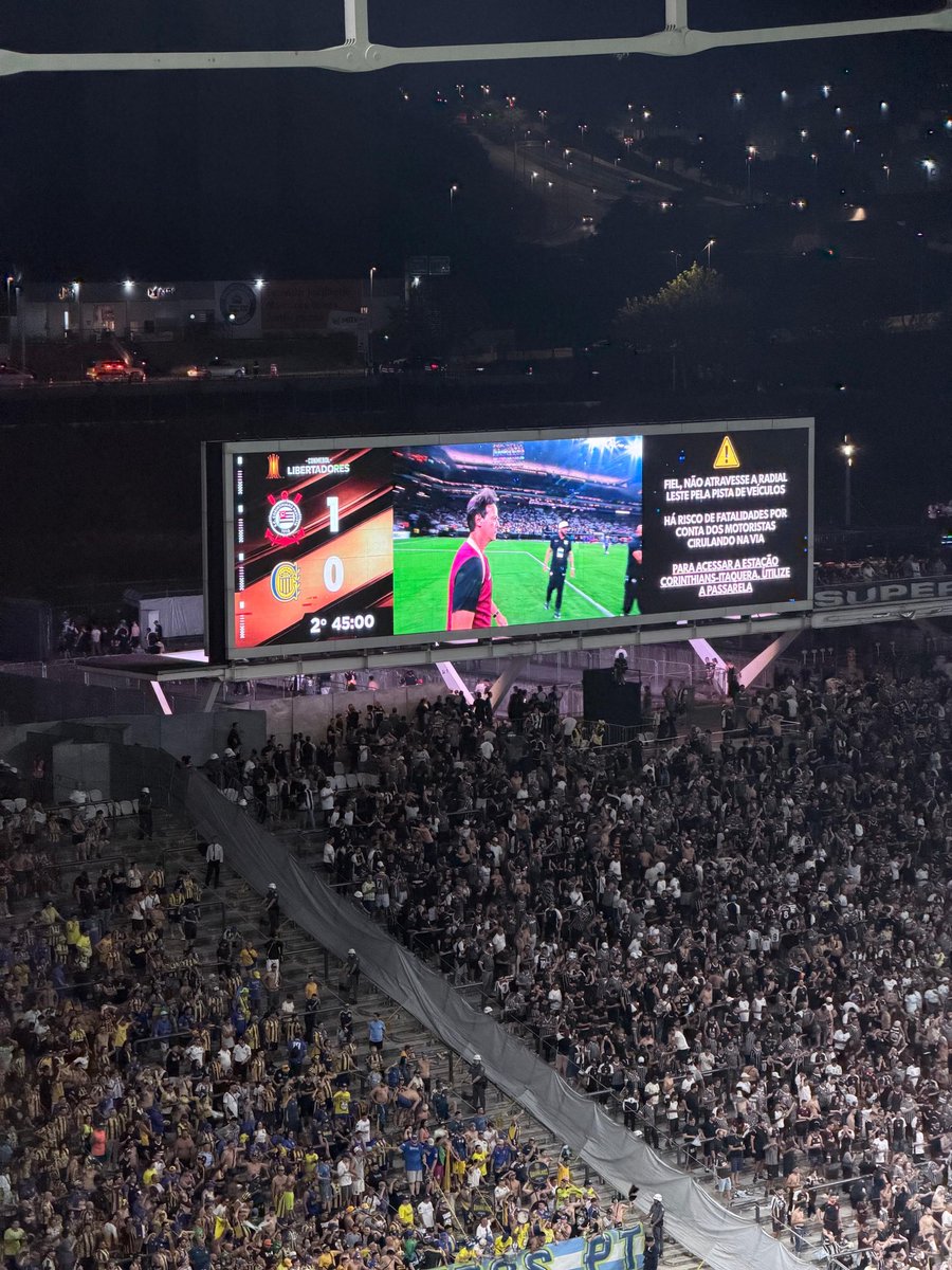 leocavalari_'s tweet photo. Com toda certeza, em questão de contexto, um dos 5 jogos mais emocionantes que eu já assisti na Neo Química Arena. O corinthiano que não lembrou do gol do Paulinho em 2012 é maluco! Nem tudo está correto mas teremos um time muito mais forte pra jogar as quartas. SEREMOS! https://t.co/U1VwPwYlI6