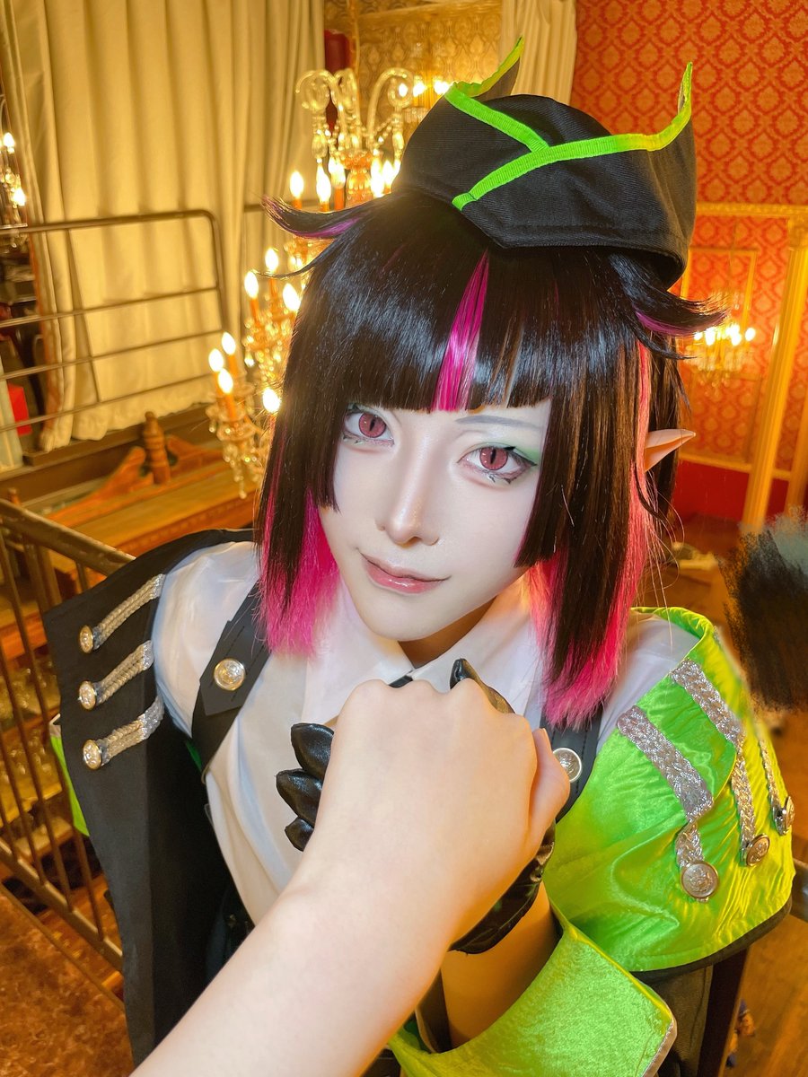nr__noir's tweet photo. cos. twst 🦇

このまま攫ってしまおうかのう♪

#ハートの日ツイステ全寮生併せ https://t.co/YxoYqKfUIJ