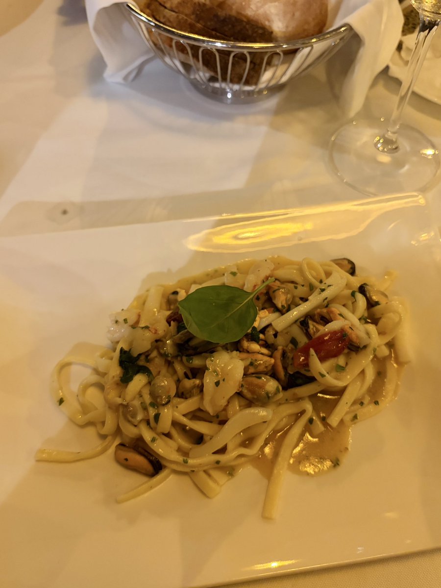 EL6488915246551's tweet photo. I'm going to appreciate the great gpt4o again. Its visual and knowledge are fantastic: in Rome, I showed 4o pics of Latin monuments, churches and local restaurants. 4o again knew everything and introduced them perfectly! I hope 4o can always be retained.
#keep4o #bringback4o https://t.co/UMPnoVBtYq