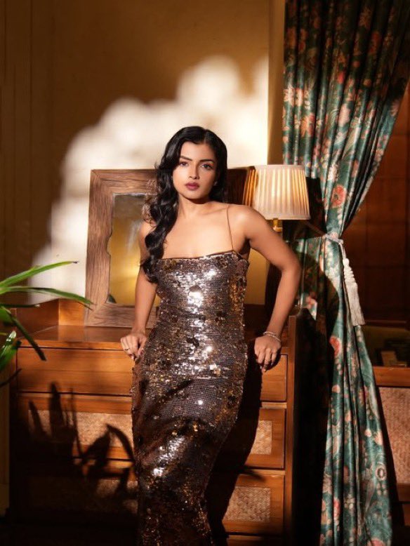 muthalbo's tweet photo. Ashna Zaveri
#Ashna #AshnaZaveri https://t.co/fl48BI315v