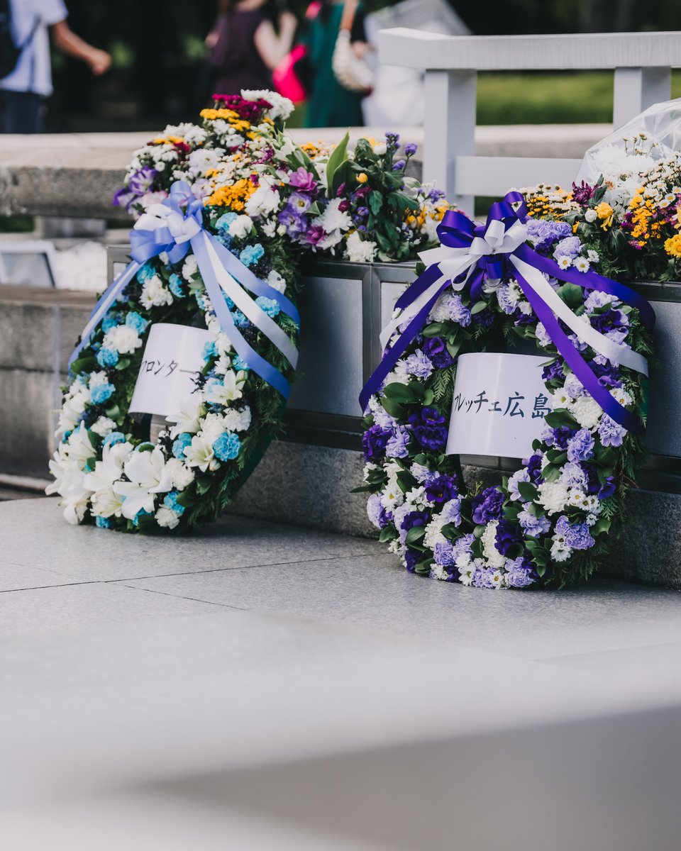 Sanfrecce_Intl's tweet photo. 𝐏𝐑𝐀𝐘 𝐅𝐎𝐑 𝐏𝐄𝐀𝐂𝐄💜🩵
Ahead of tomorrow's PEACE MATCH, presidents of Sanfrecce Hiroshima and Kawasaki Frontale visited Hiroshima City Hall to present No. 86 jerseys, followed by offering flowers together at the Peace Memorial Park.
#sanfrecce #PeaceMatch #projectone https://t.co/9Y921qeMg3