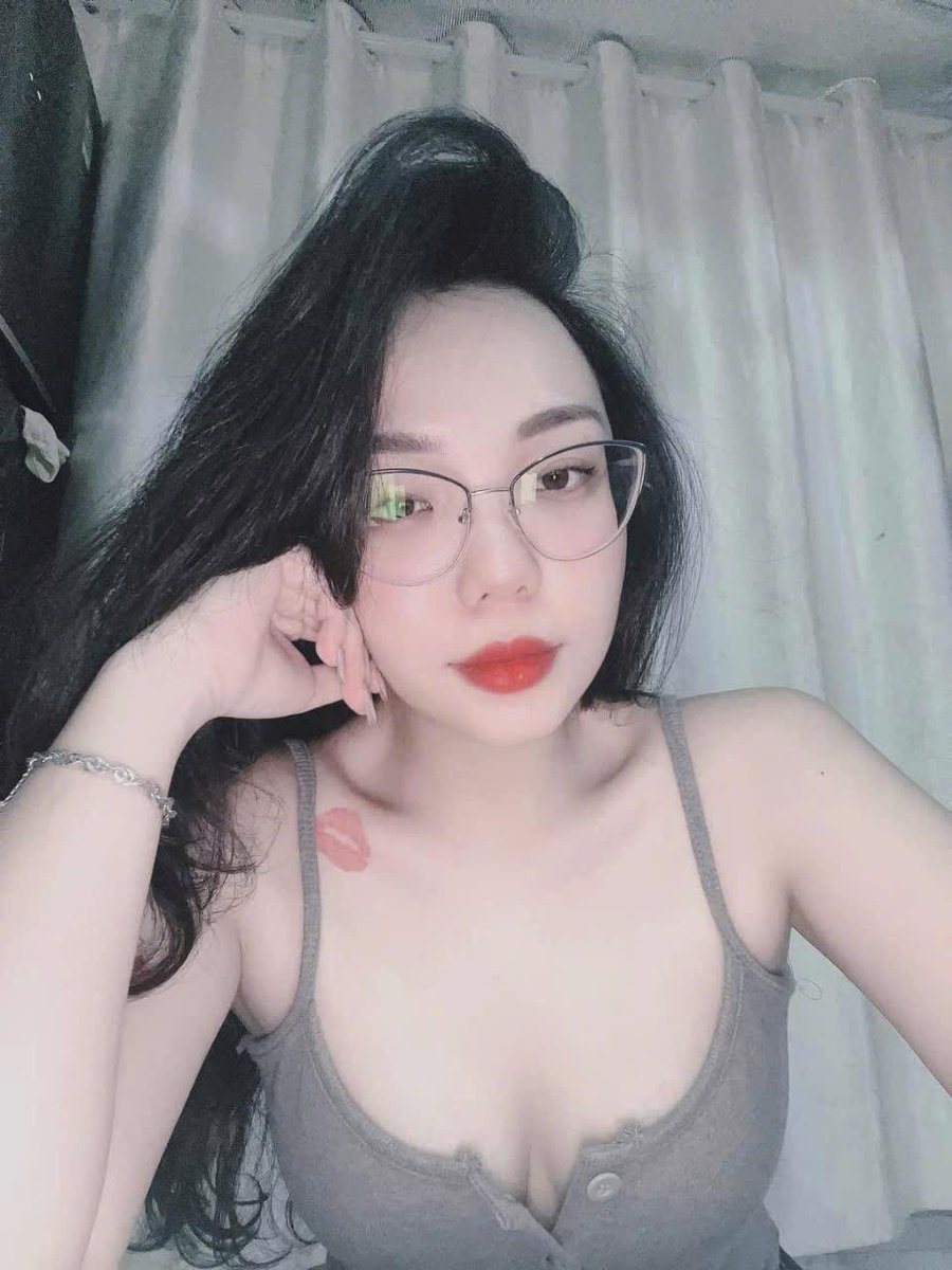 ds15hu's tweet photo. Gadis Abg cantik https://t.co/rgk48b5Hcd