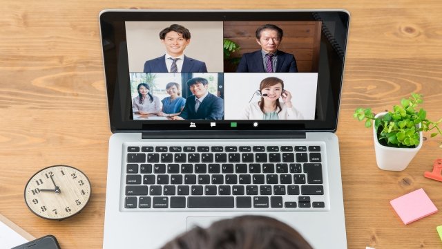 hanashikata_ctr's tweet photo. 『オンライン会議で伝わらない原因は「目線」だった！今日からできる話し方改善テクニック』というテーマでブログを書きました。ぜひご一読ください！
#話し方教室
https://t.co/PSEnz89zOq https://t.co/DMJtSdhILv