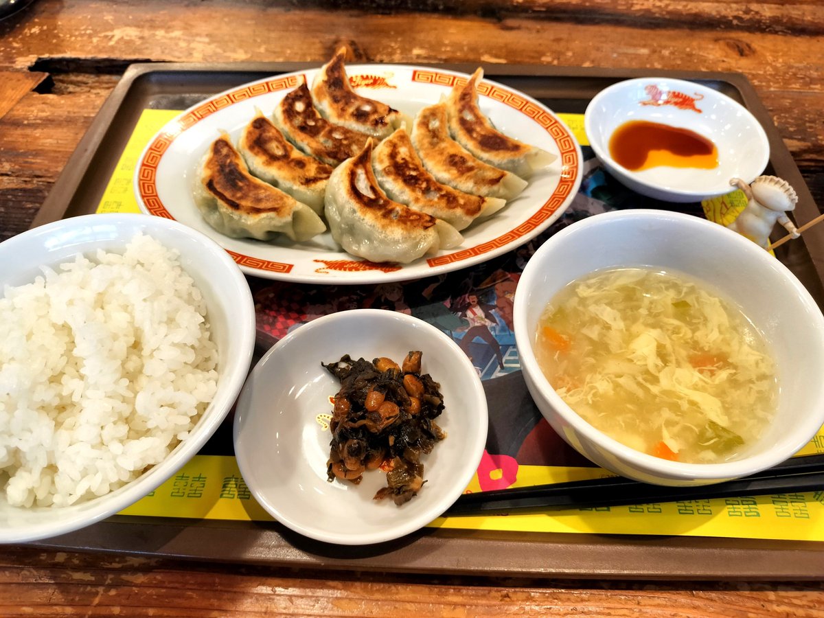 nawoki_hoshi's tweet photo. ハングリーバグ、行ってきた。
一緒にハイボール浴びた隣のにーちゃん、コースター交換してくれて有難う https://t.co/yUby2aM5Dz