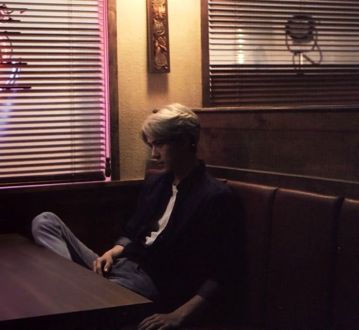 ohsehunwife04's tweet photo. 금발 세훈 https://t.co/zi0I0oY813
