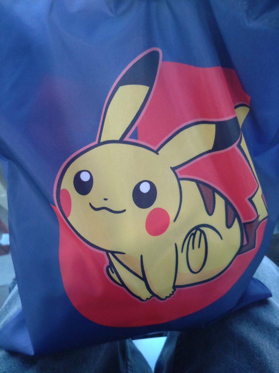 48pokeka's tweet photo. Jリーグ×ポケモンコラボ
国立競技場でFC東京の応援 https://t.co/EzsTMKeHeO
