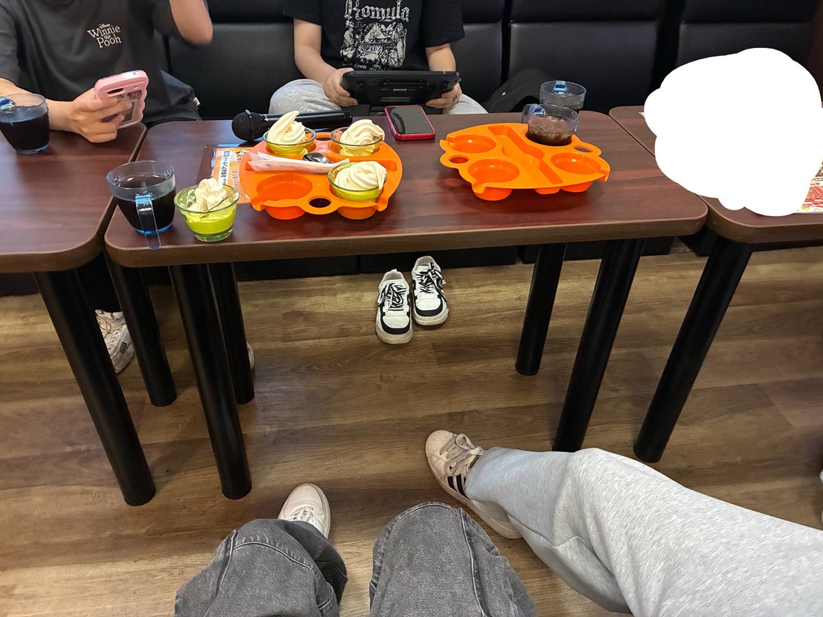machopoosan's tweet photo. カラオケきたんご https://t.co/Cf4ICOcbp4