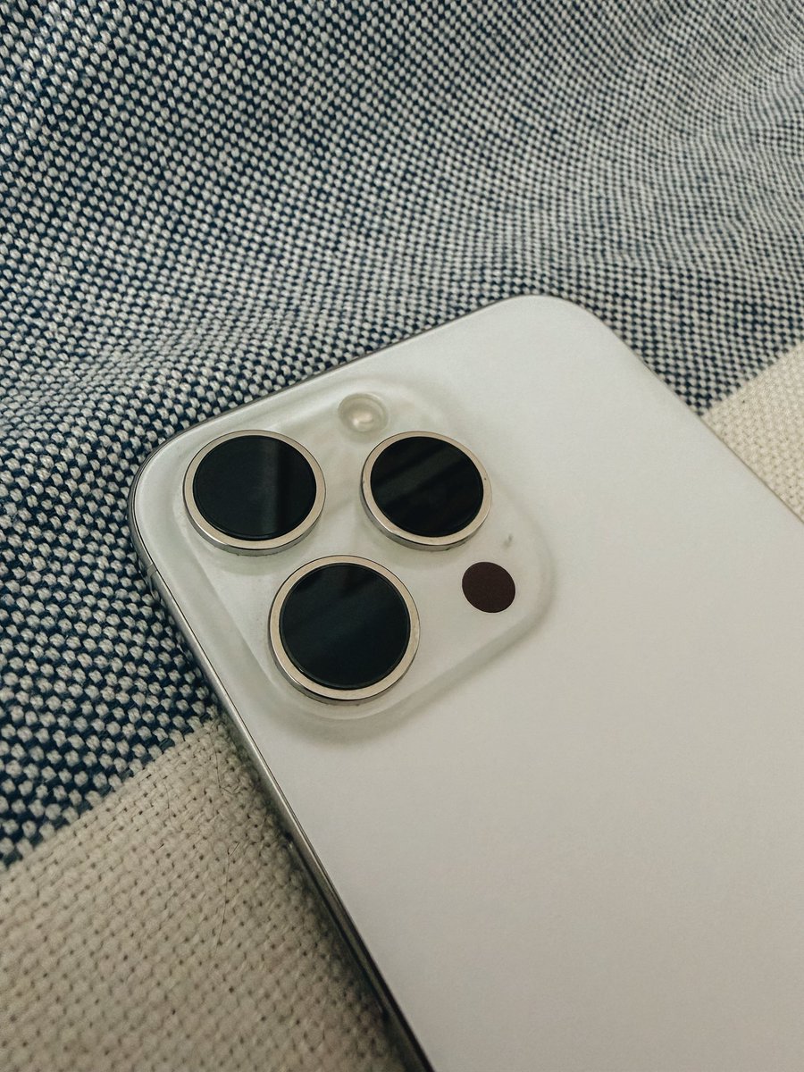 ErykMarkowski's tweet photo. #sprzedam #giełda #apple

iPhone 16 Pro Max srebrny, pojemność 1 TB, kondycja baterii 93%. Wizualnie stan petarda, od nowości szkło na ekranie, noszony w etui. 
Cena: 4200 PLN + paczkomat 🪎💰💳

Proszę o RT 🙂 https://t.co/rCAEeMDwsT