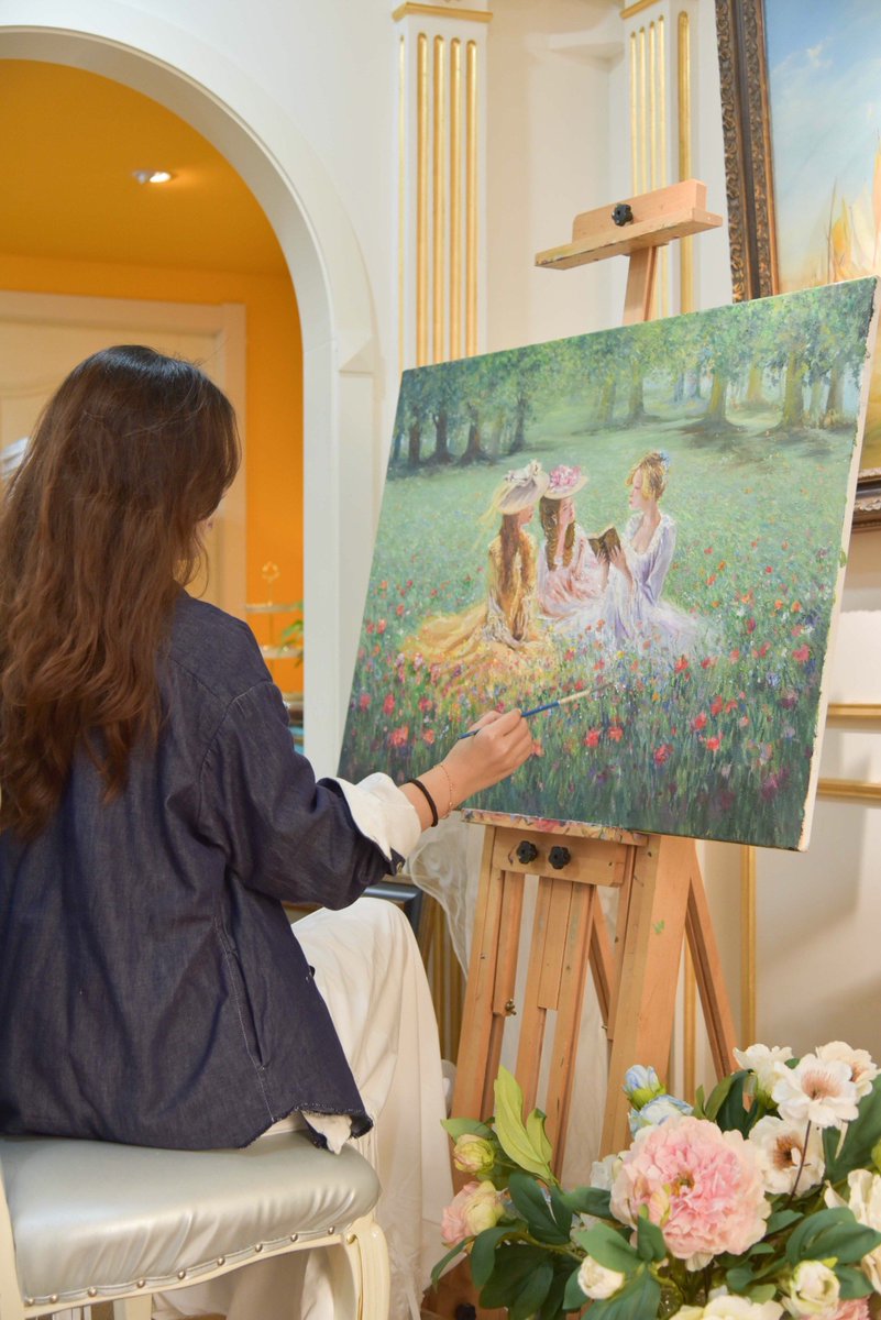 DaisyAngelrrnc's tweet photo. Explora la creatividad en nuestro taller de arte este fin de semana: pinta, conoce artistas locales y lleva tu obra a casa https://t.co/3iS6pyEasl