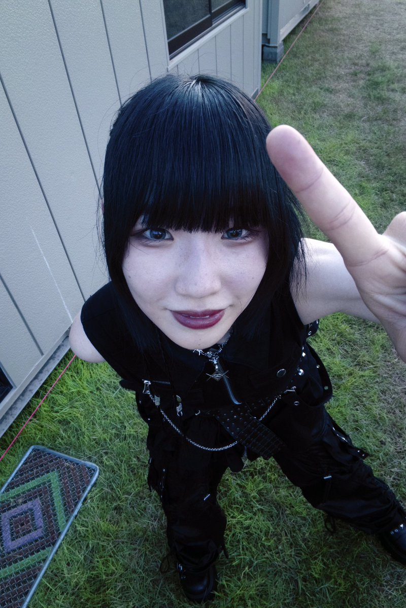 yasashimiyoshi's tweet photo. 初めましてでした山口 🧑🏻‍🩰
初めましてでしたワイバン 🧑🏻‍🩰
#CLANQUEEN https://t.co/BxaTSgJ3iE